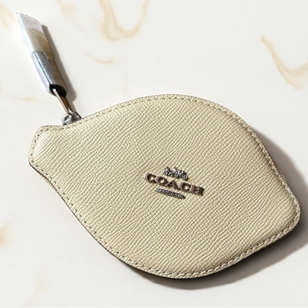 Coach Lemon Coin Case (NWT)